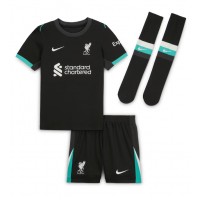 Maglie da calcio Liverpool Dominik Szoboszlai #8 Seconda Maglia Bambino 2024-25 Manica Corta (+ Pantaloni corti)